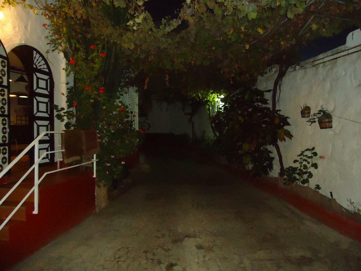 Residencia Los Conejos - Bike & Motorbike Las Palmas / Gran Canaria Exterior foto