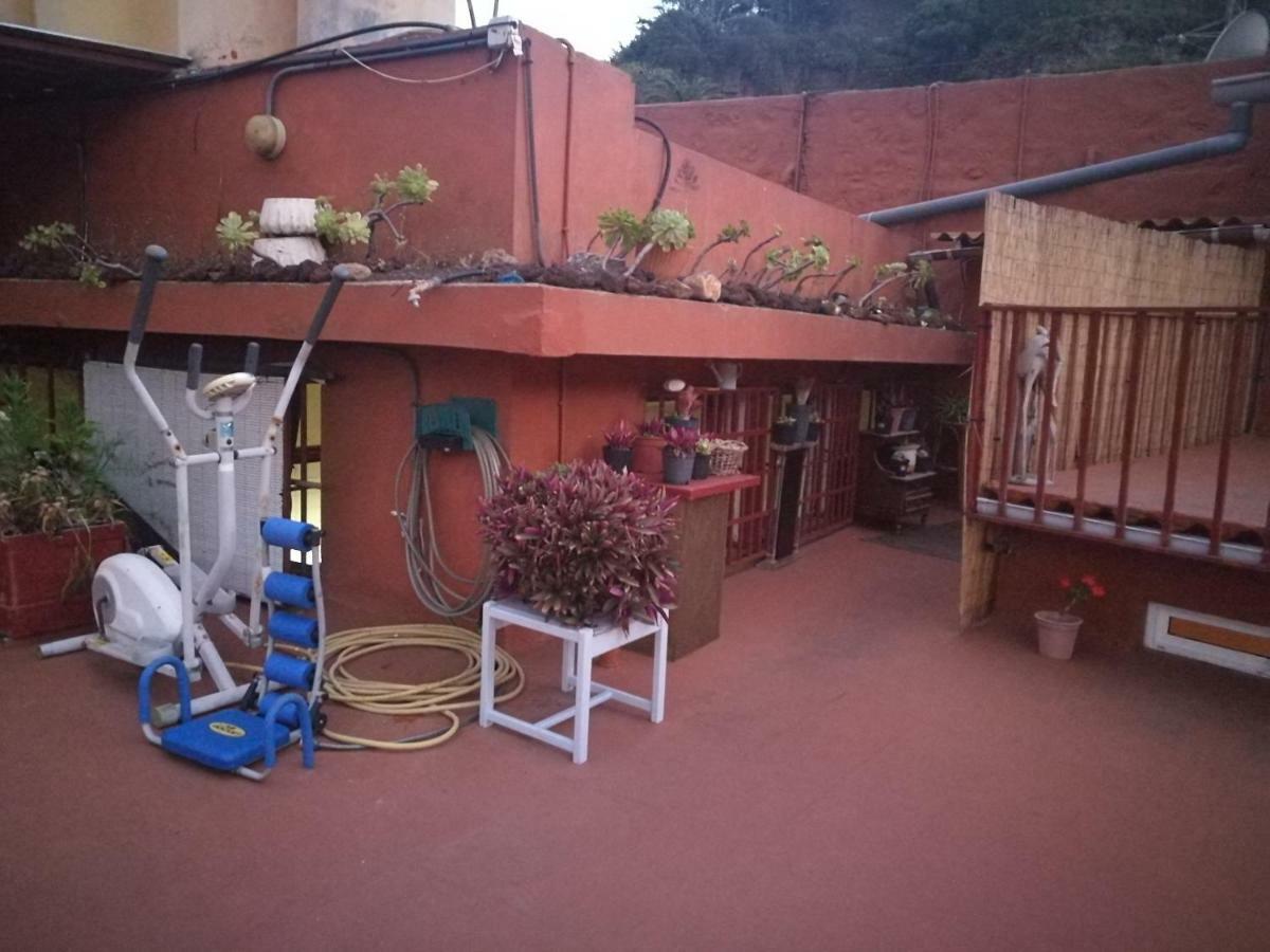 Residencia Los Conejos - Bike & Motorbike Las Palmas / Gran Canaria Exterior foto